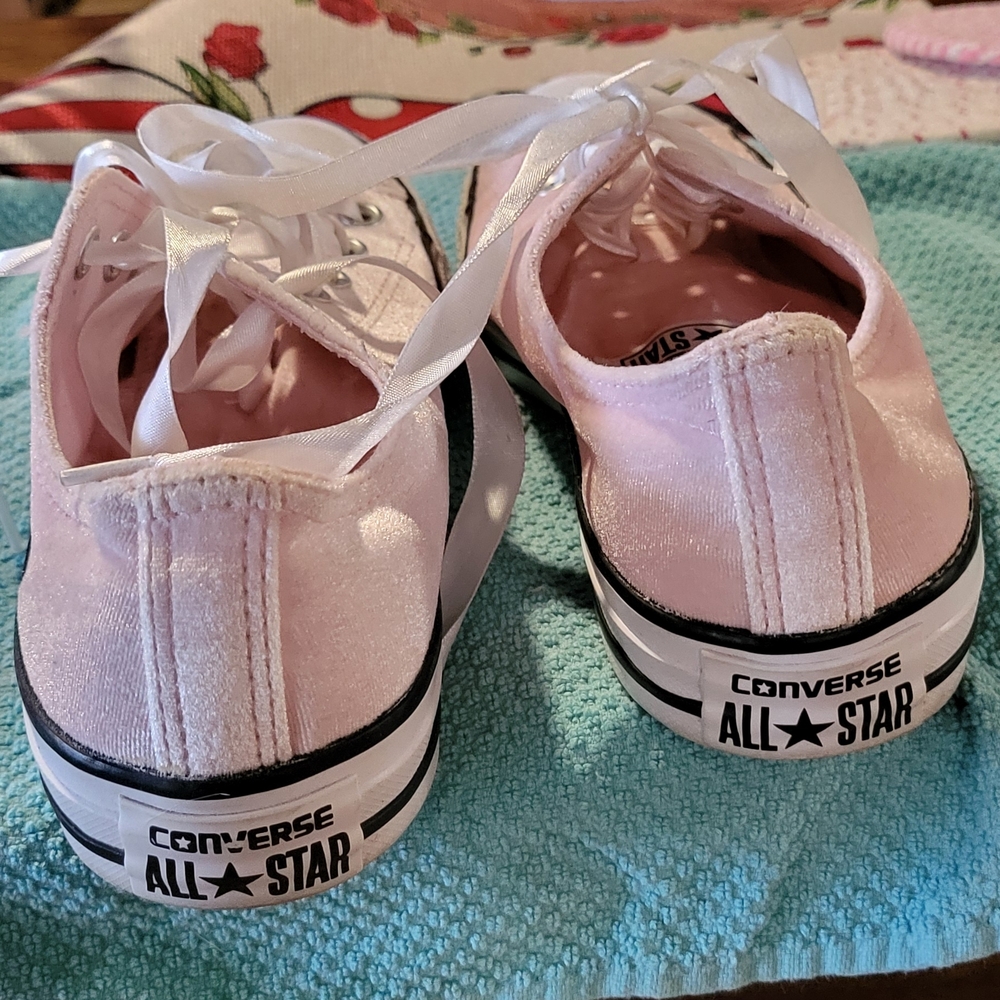 Converse Women's Pink Velvet Sneakers - Picture 6 of 6